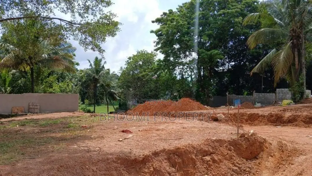Land in Homagama Krushi Mw