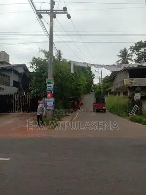 60 PERCH LAND for SALE in RATUPASWALA