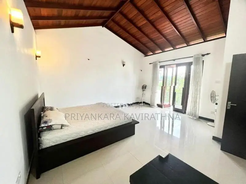 Luxury House For Sale in Attidiya with 25 Perch land