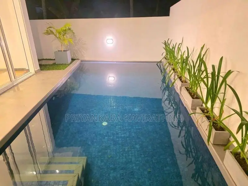 With Pool / Luxury House For Sale in Piliyandala