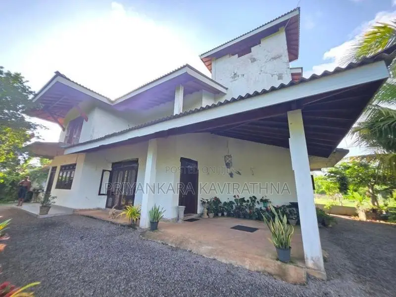 25 Perches - 3 Storied House For Sale in Payagala