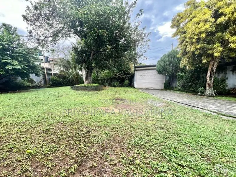 Luxury House For Sale in Attidiya with 25 Perch land