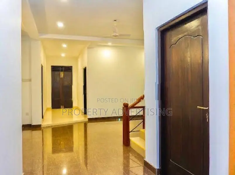 House for Sale in Boralesgamuwa
