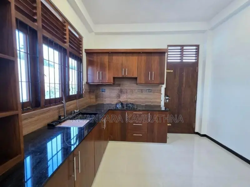 Ground Floor Completed Brand New Mordern House - Kumbuka