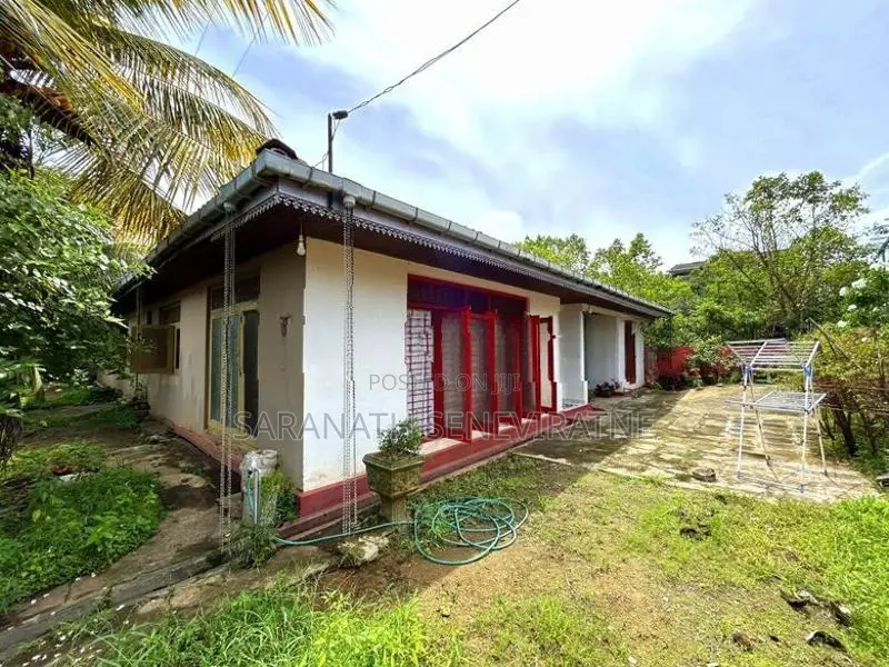 Residential House for Sale – Boralesgamuwa