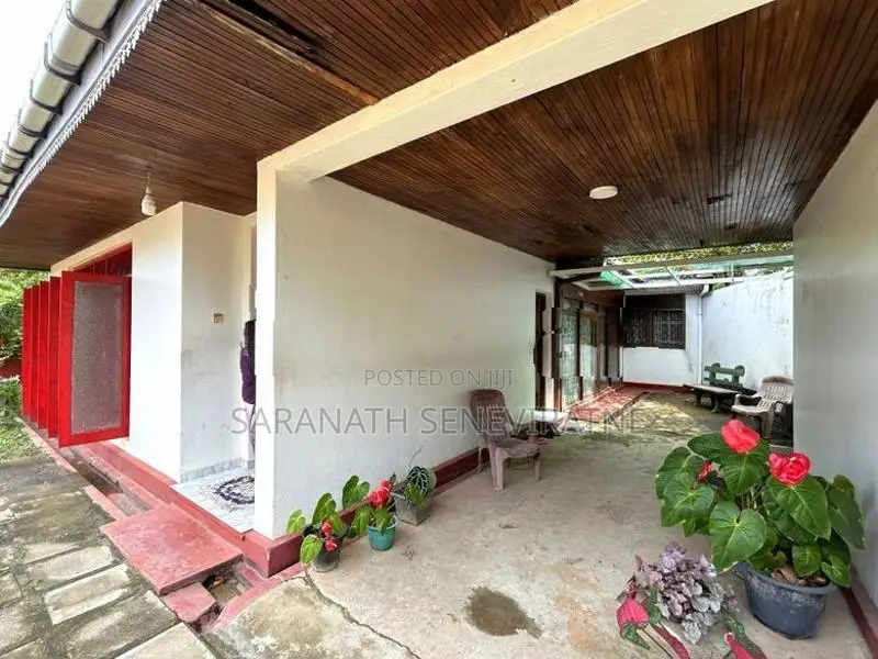 Residential House for Sale – Boralesgamuwa