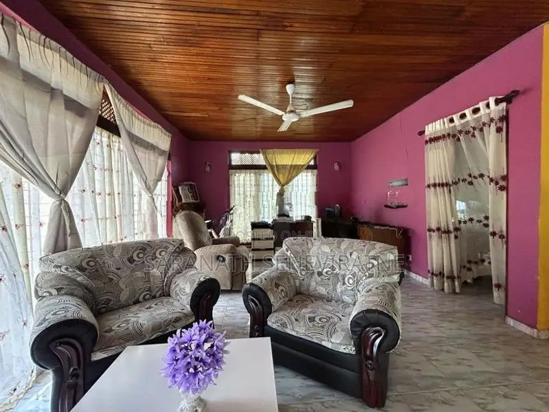Residential House for Sale – Boralesgamuwa