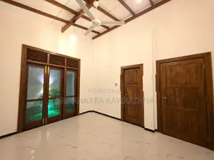 Luxury Single Storied House For Sale in Kahatuduwa