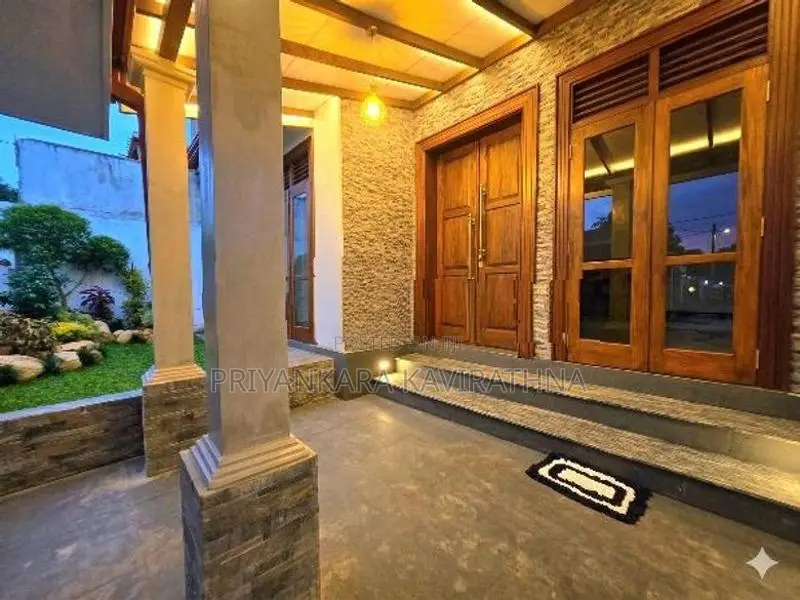 Luxury Single Storied House For Sale in Kahatuduwa