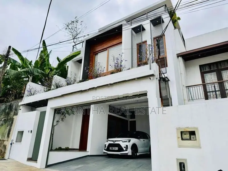 (afa295) Exclusive Luxury House for Sale – Battaramulla