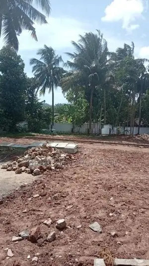 මාතලේ නගර සීමාව තුළ විකිණීමට අගනා නේවාසික ඉඩම් කොටස්