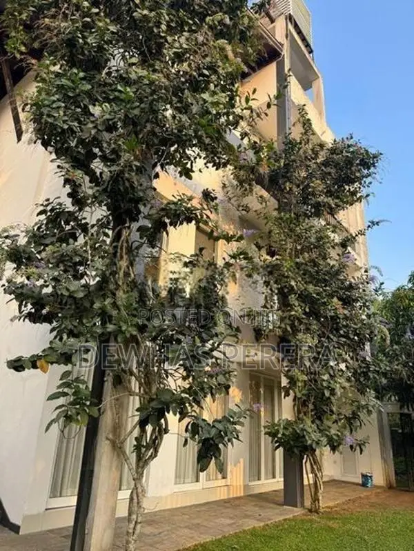 super luxury house hokandra talawatugoda