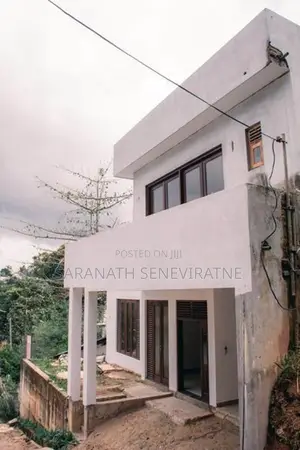 Brand New House for Sale – Bahirawakanda Path, Kandy