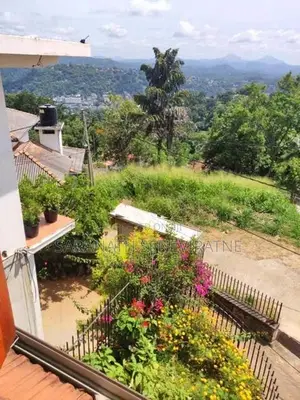 House for Sale – Heerassagala, Kandy