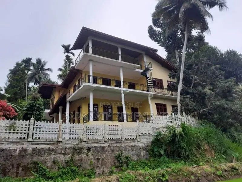Spacious House for Sale – Uduwawala, Katugastota