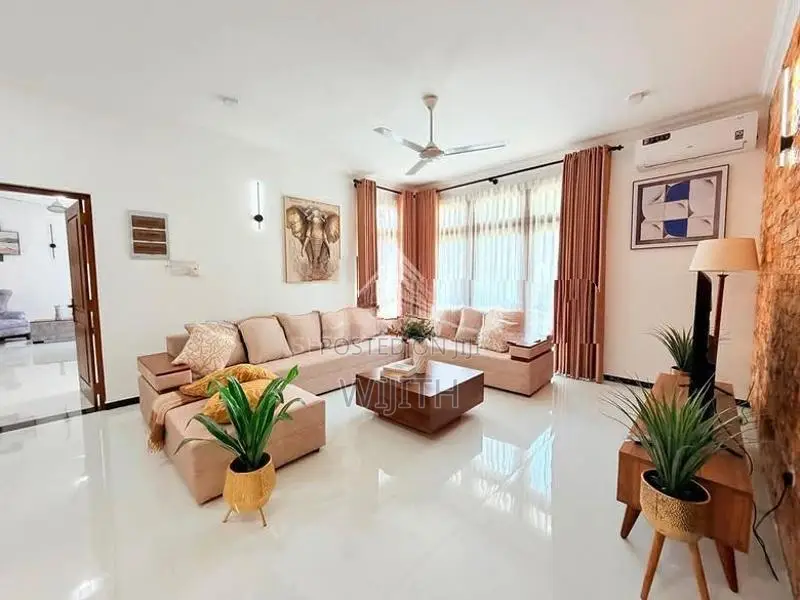 SUPAR LUXURY BRAND NEW THREE STOREY HOUSE FOR SALE IN BATTARAMULLA
