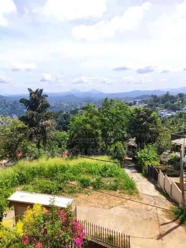 House for Sale – Heerassagala, Kandy