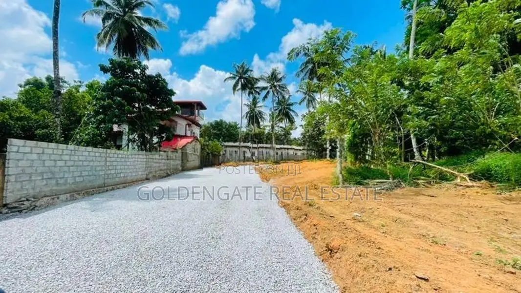 Yakkala බිම්කොටස්