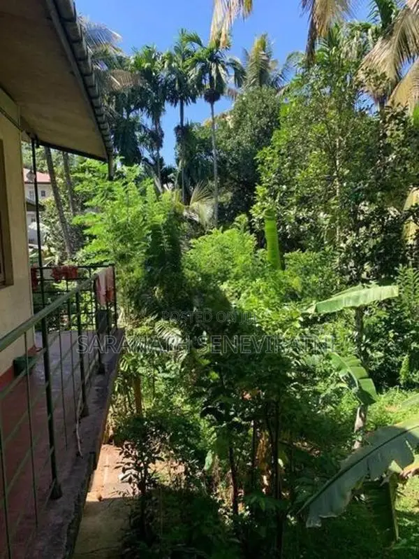 Spacious Bungalow for Sale – Kundasale, Kandy