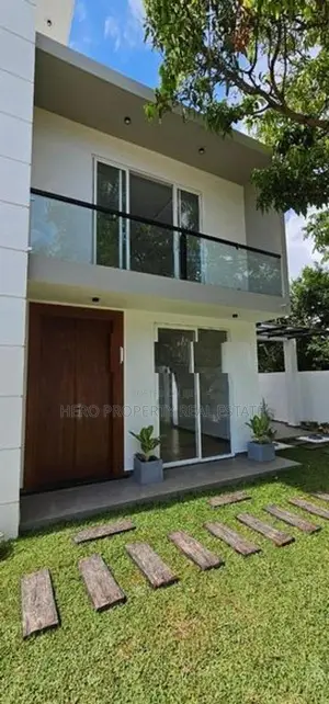 HAS200 - Modern Luxury Quality House for Sale in Piliyandala 🏠