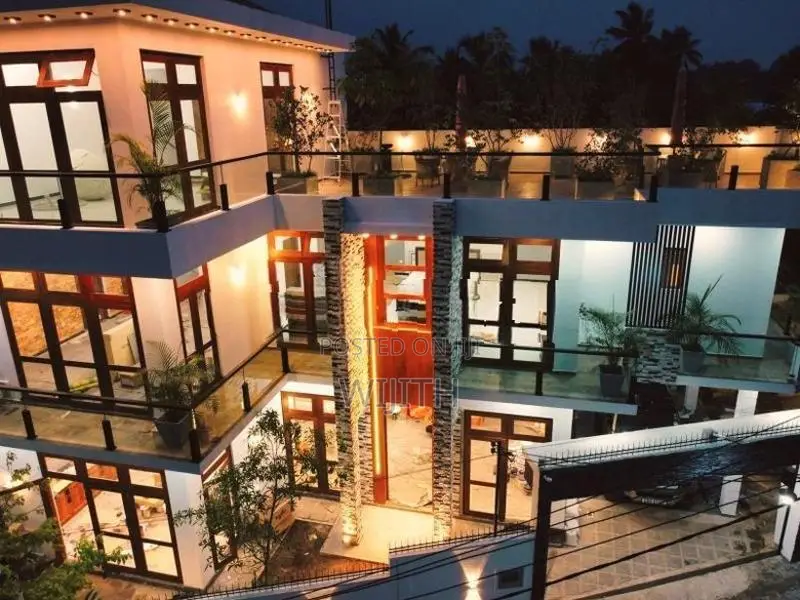 SUPAR LUXURY BRAND NEW THREE STOREY HOUSE FOR SALE IN BATTARAMULLA
