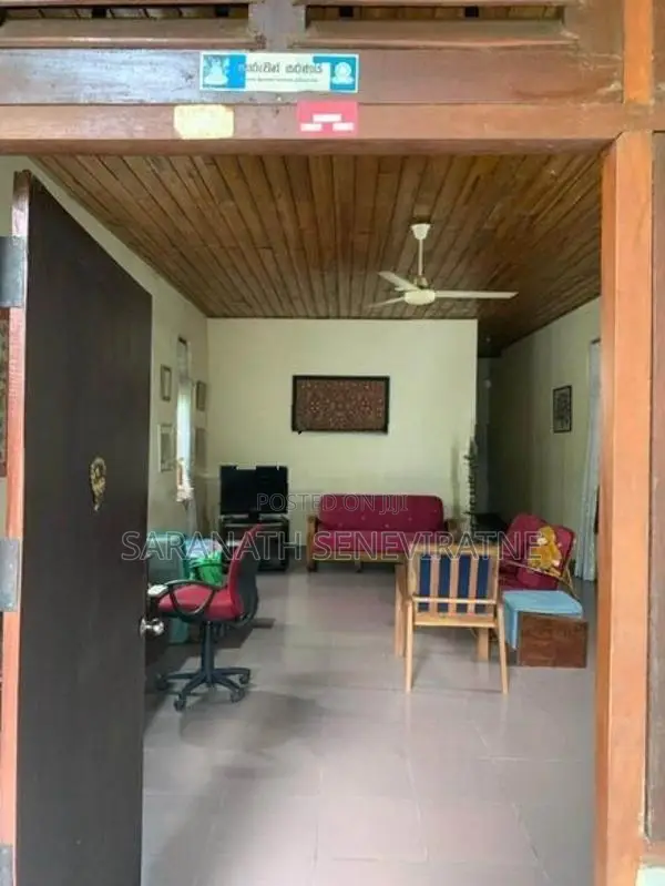 Spacious Bungalow for Sale – Kundasale, Kandy