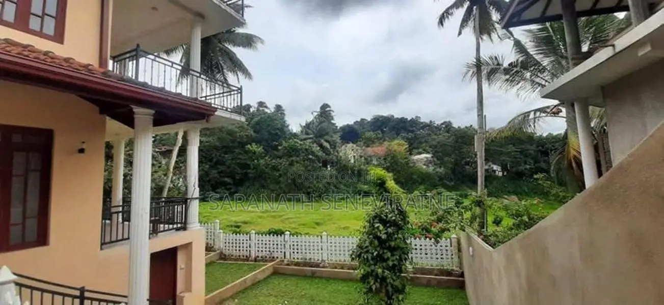 Spacious House for Sale – Uduwawala, Katugastota