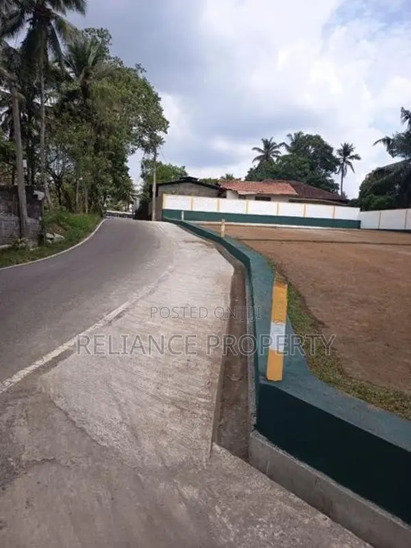 Most Valuable Land in Homagama - Pitipana