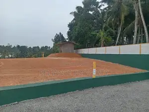 Super Land in Pitipana