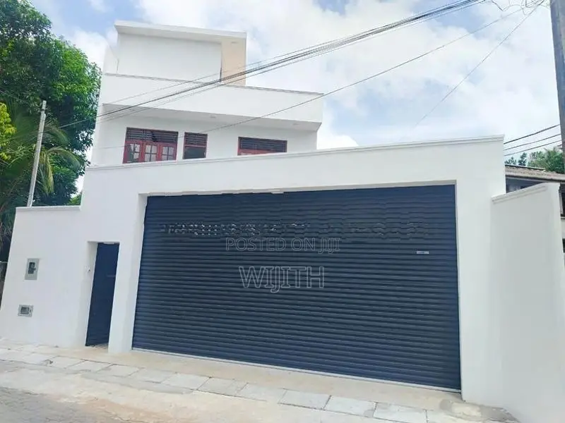 BRAND NEW TWO STOREY HOUSE FOR SALE IN NUGAGODA