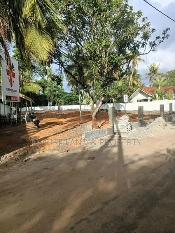 Uswetakeiyawa St Mary's Road Luxury Land Plots For Sale