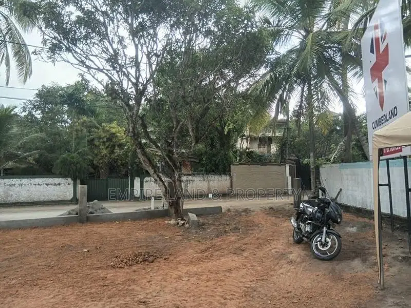 Wattala Uswetakeiyawa Road Luxury Land for Sale St Mary's