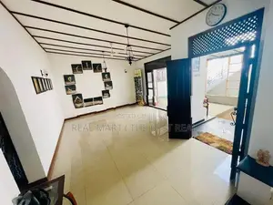 Boralesgamuwa : 2BR (11P) Residential House for Sale