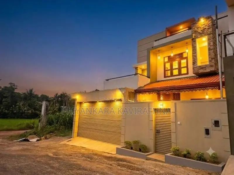 Brand New Mordern 2 Storied House in Piliyandala