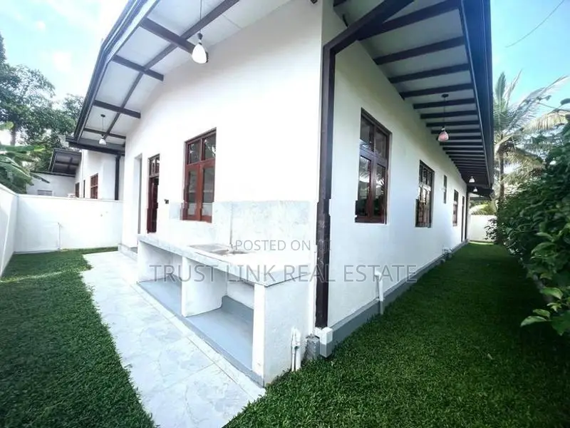 Modern House for Sale in Ja-Ela