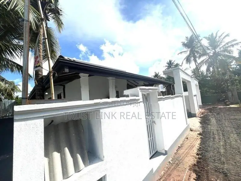 Modern House for Sale in Ja-Ela
