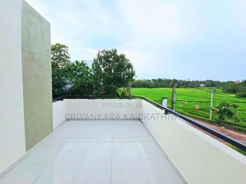 Brand New Mordern 2 Storied House in Piliyandala