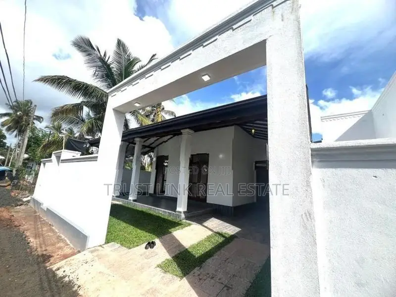 Modern House for Sale in Ja-Ela
