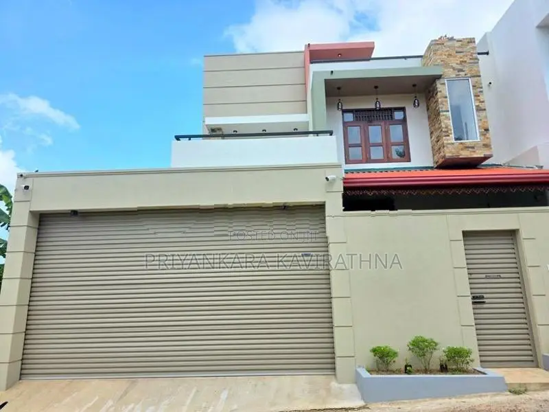 Brand New Mordern 2 Storied House in Piliyandala
