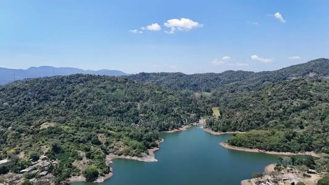 Land for sale in Digana