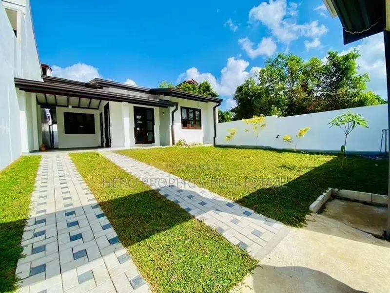 Brand New Luxury House for Sale in Athurugiriya 🎀