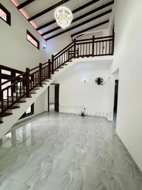 Modern Quality Valuable House for Sale in Athurugiriya 🎀