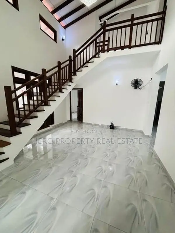Modern Quality Valuable House for Sale in Athurugiriya 🎀