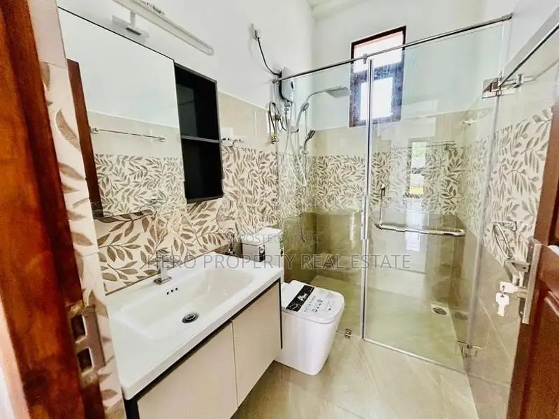 Quality Luxurious House for Sale in Athurugiriya