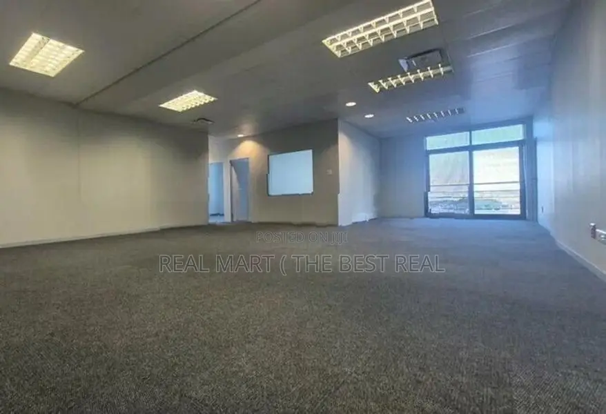 COLOMBO 02 : 55,000 SQFT LUXURY OFFICE BUILDING FOR RENT