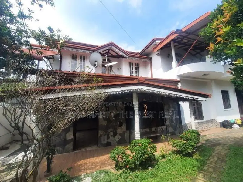 DEHIWALA : 6-BR (12.2P) LUXURY HOUSE FOR SALE at Aththidiya