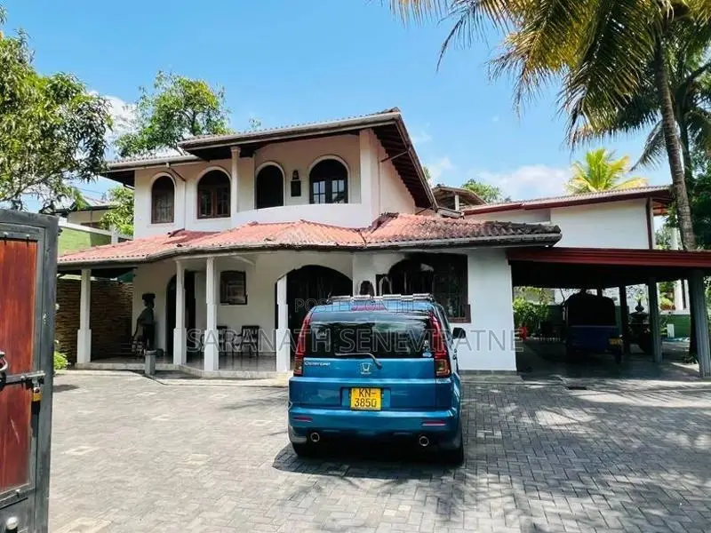 Luxury House for Sale – Pallegunnapana, Kandy - Kundasale