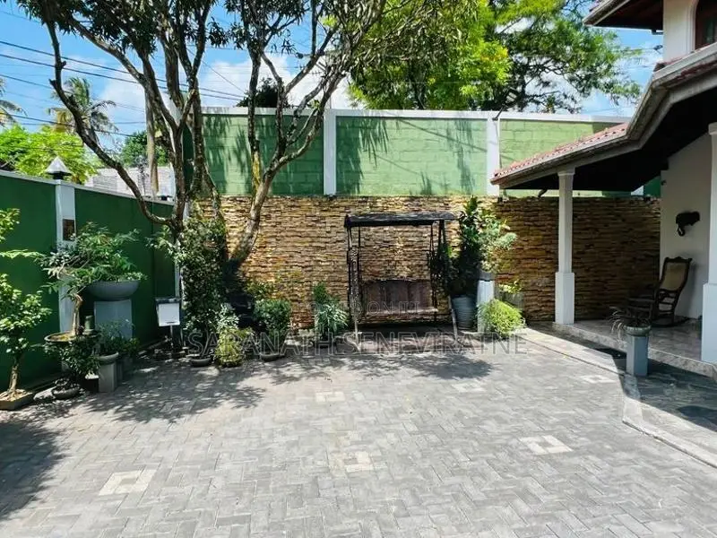 Luxury House for Sale – Pallegunnapana, Kandy - Kundasale
