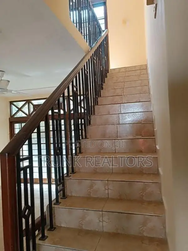 Colombo 04 Commercial Building For Rent (NK107732)