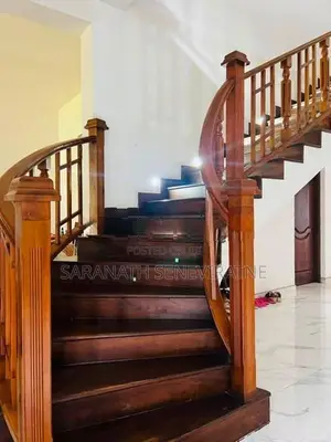 Luxury Multi-Level House for Sale – Ampitiya Road, Kandy